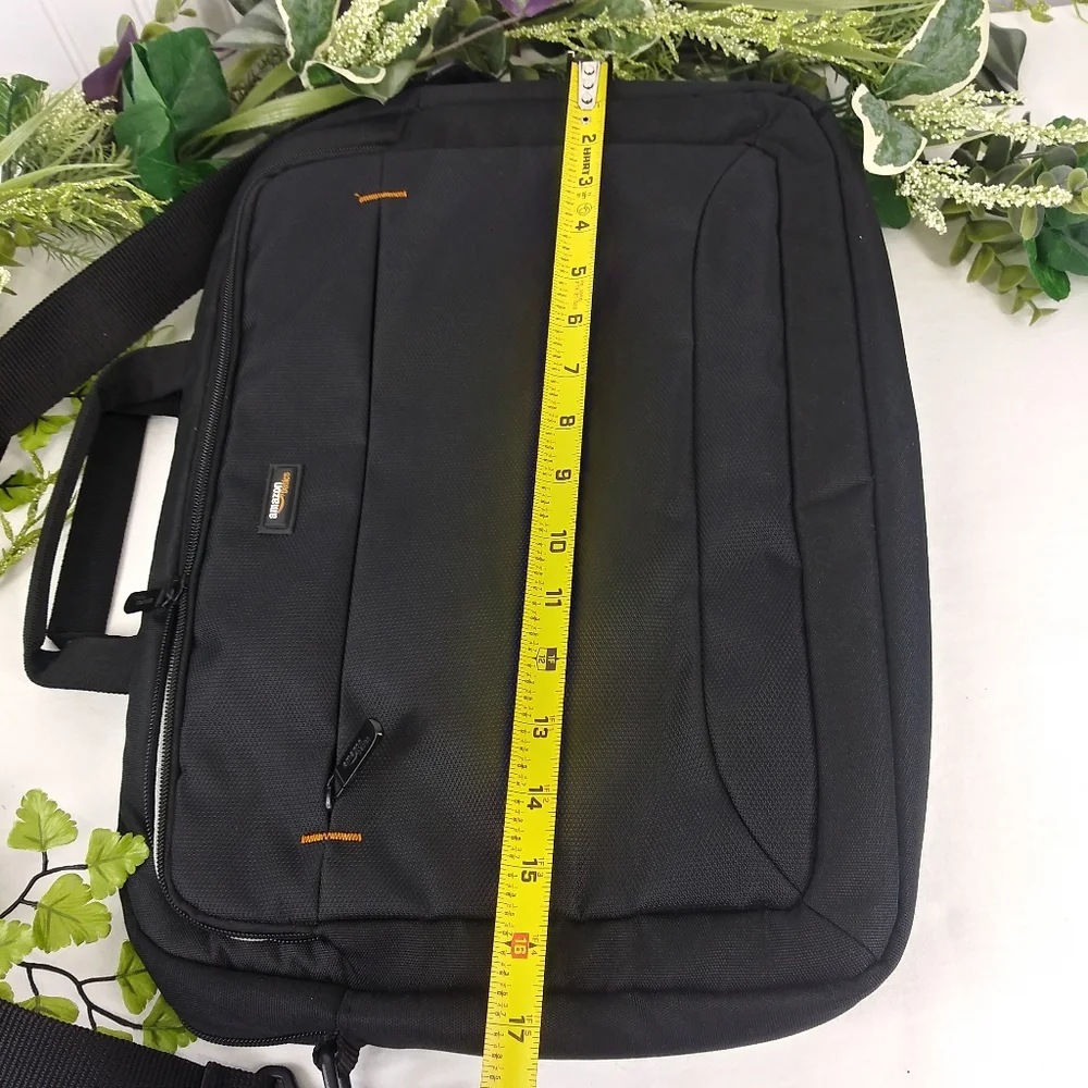 Amazon Basics Laptop Case Bag Shoulder Strap Black